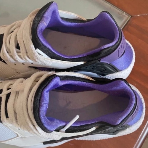 Nike athletic shoes like new, white with purple details, size 36.5