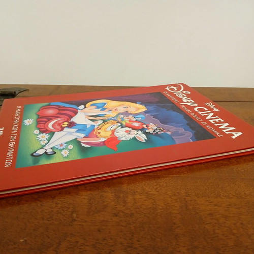 Alice in Wonderland like new, editions TA NEA 2007