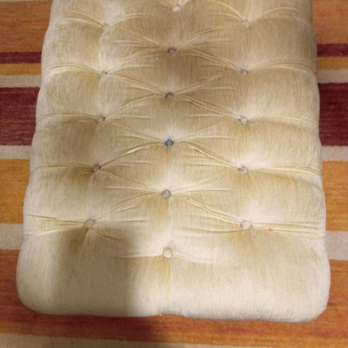 Auxiliary seat used in good condition