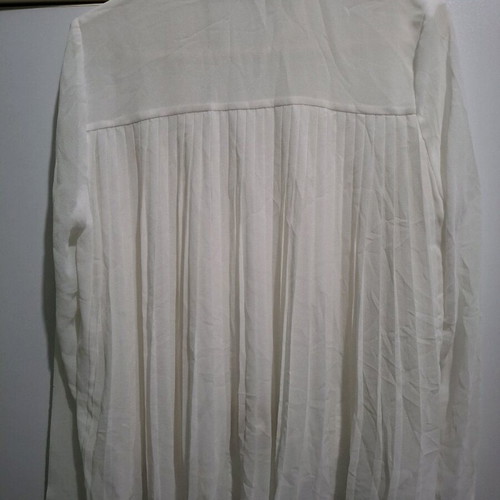 White semi-transparent Zara shirt used with pleats and collar