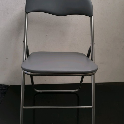 Metal chairs like new, pack of 8