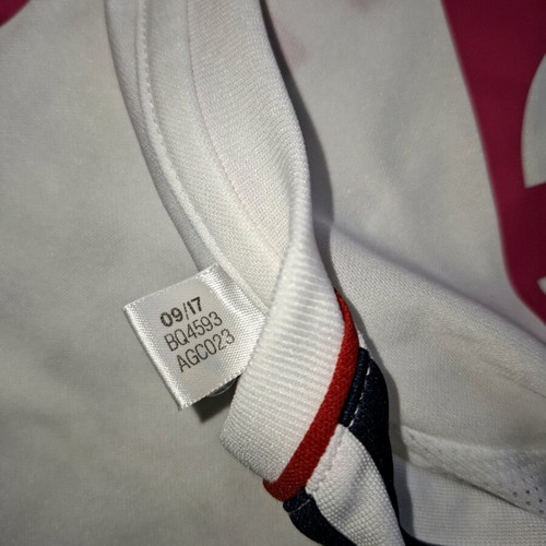 Bayern Munich τρίτη φανέλα ποδοσφαίρου 2016 2017 Adidas σαν καινούργια