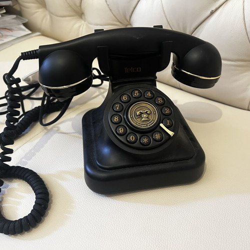 Vintage telephone, fully functional