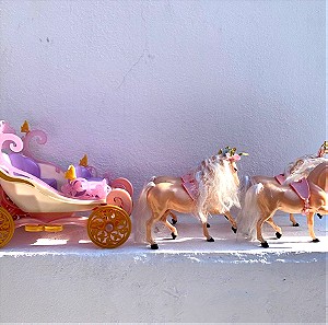 Μοναδική Άμαξα της Barbie με Άλογα