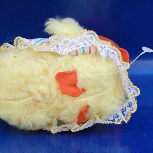El Greco Easter egg plastic with chick used