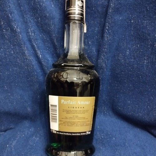 Bols Parfait Amour liqueur new