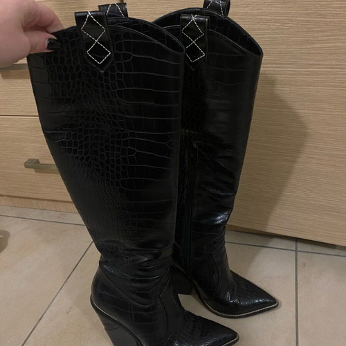 Iris luxury cowboy boots nearly new, black, size 37