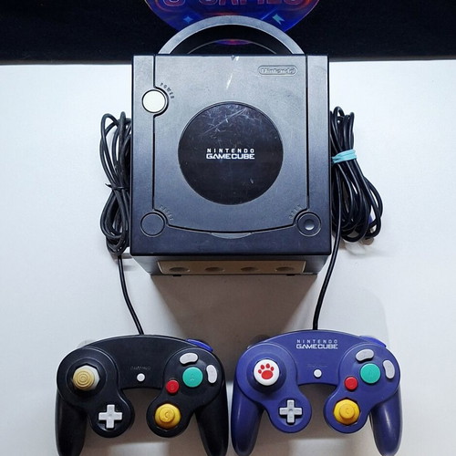Nintendo GameCube Black PAL Model with 2 Controllers used