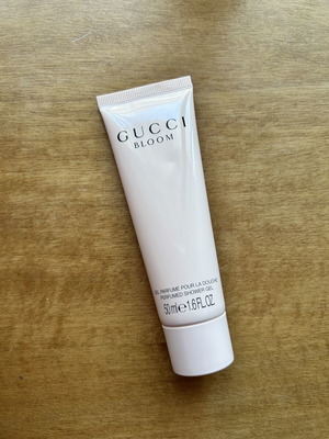 Gucci women's shower gel 50ml new with floral scent