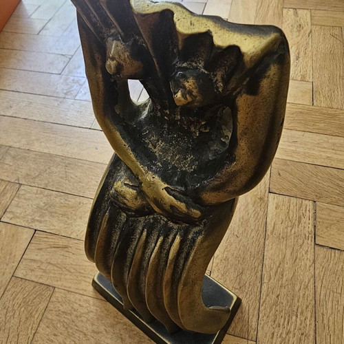 Roza Iliou statue like new, bronze girl with flowers