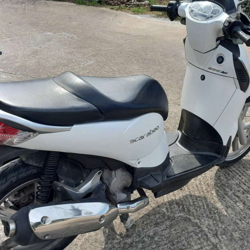 Aprilia Scarabeo 200ie scooter like new, 27,700 km, dual mapping
