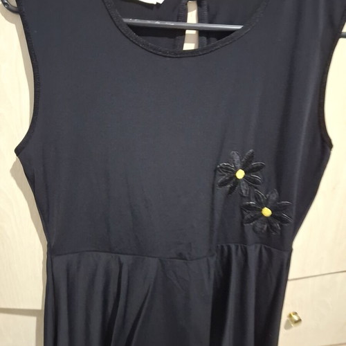 Chaton blouse medium size, shiny and cool fabric
