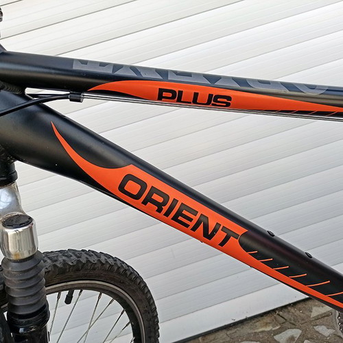 Orient 26 Inch Mountain Bike like new, 21 Shimano speeds, front suspension