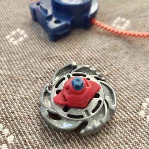Beyblade Metal Fusion Hasbro like new with launcher and key