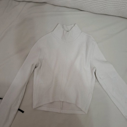 Bershka white classic turtleneck shirt new size M