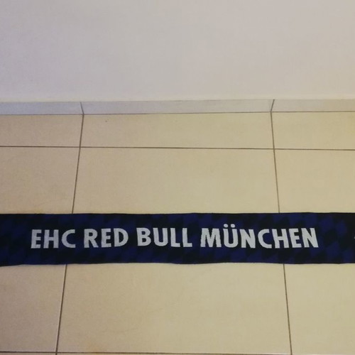 EHC Red Bull Munchen scarf like new