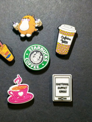 Crocs charms set Coffee Lover like new, brown and multicolor