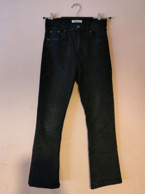 Pull and Bear cropped flare jeans μαύρο μεταχειρισμένο, ψηλομέσο