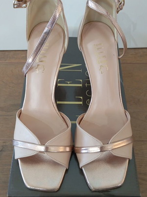 Ellen Collection nude gold sandals used, size 39, 8cm heel