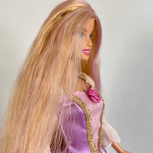 Mattel Barbie Cut & Style Rapunzel doll 2008/2009 used