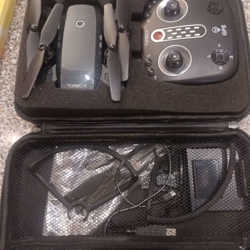Drone Carbon TurboX like new, missing one propeller guard