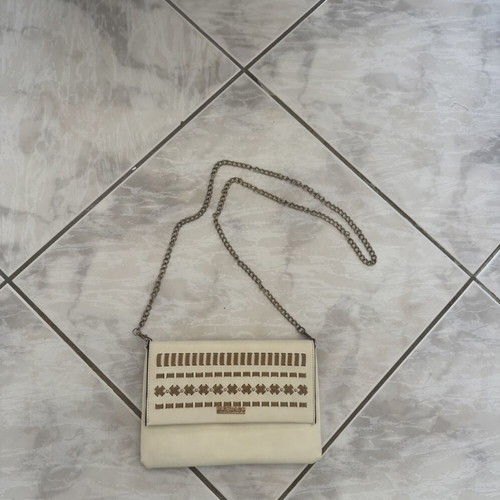 Duki Daso shoulder bag like new, beige