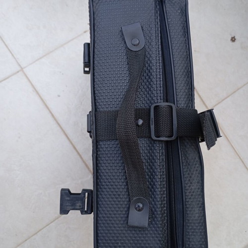 Famsa hard carrying case used, durable protective bag