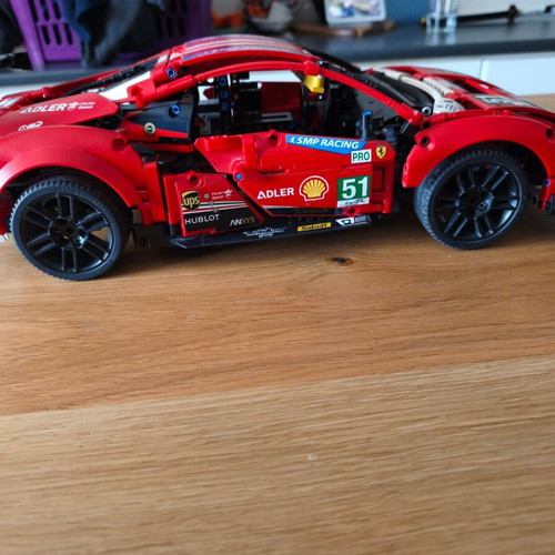 Ferrari 488 GTE Lego Technic 42125 like new with box and instructions