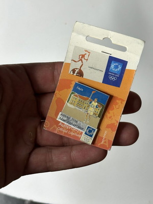 Athens 2004 Olympic Torch Relay Collectible Pin like new