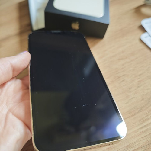 iPhone 13 Pro 128GB Gold with Apple Watch SE 44mm like new