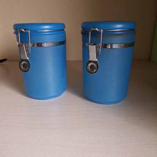 Plastic vases used, set of 2 pieces