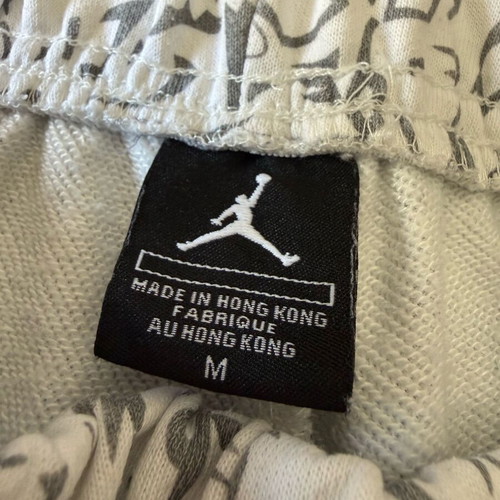 Jordan Air Jordan shorts size M like new, black and white