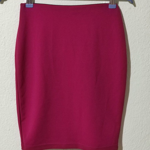 Marmalady women's skirt like new with elastic waist, size S