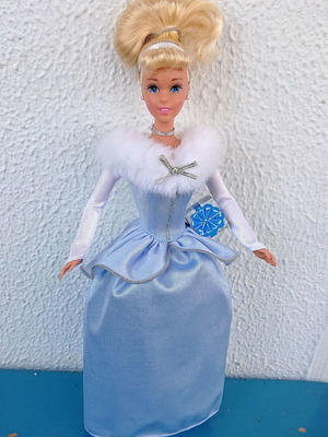 Cinderella Doll Disney Mattel 1997 new, collectible, vintage