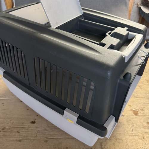 Gulliver IATA 4 Dog Carrier Like New, Suitable for Air Travel