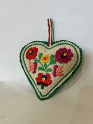 Vintage Hungarian traditional embroidered felt heart wall decoration 18x14