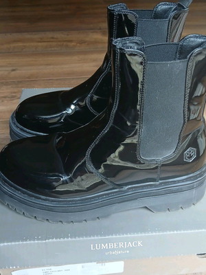 Дамски ботуши Lumberjack употребявани, черни, номер 37