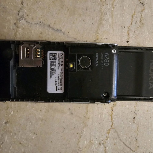 Nokia 6280 used with charger