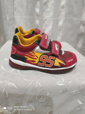 Παπούτσια Geox Disney Cars Lightning McQueen νούμερο 23 σαν καινούργια με φωτάκια LED