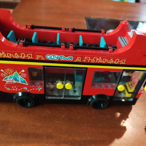 Lego London bus like new with minor missing pieces
