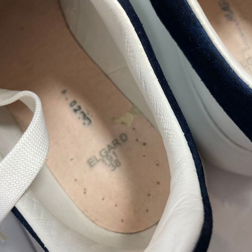 Alexander McQueen Oversized Sneakers like new, size 38, white