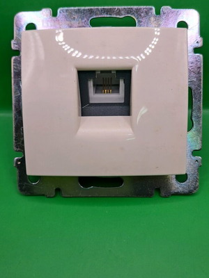 Legrand OTE RJ11 socket 4 contacts 1 output cream new