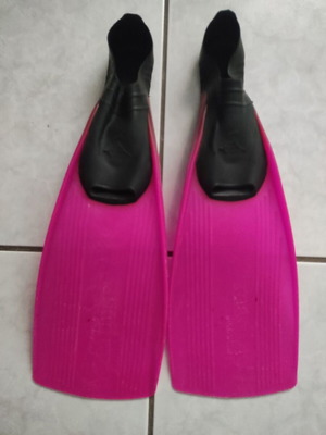 Kids swimming fins used, size 35-36