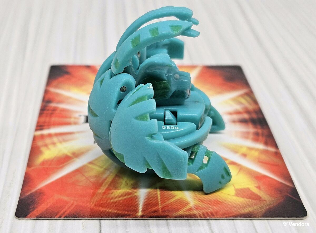 Figurine Bakugan Skyress Ventus, 510G, Translucide, Avec 2 Cartes, Très Bon état