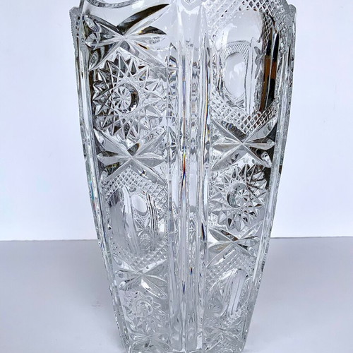 Crystal heavy vase used with rich engraving vintage 1960/70s