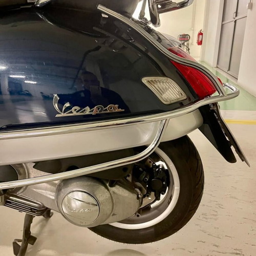 Vespa GTS 300ie used special edition 2013, two-tone
