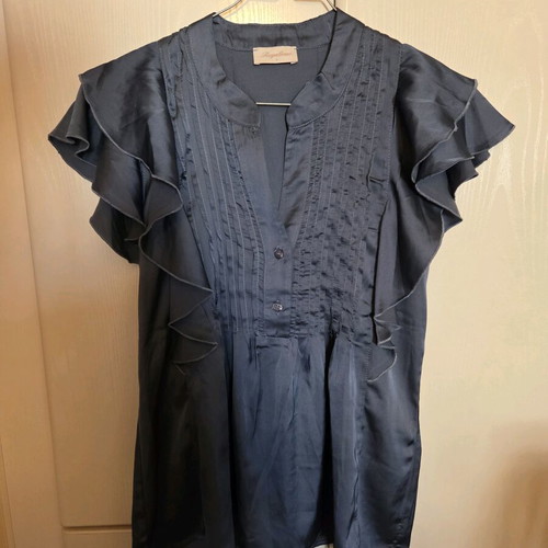 Regalinas blue satin blouse like new, small