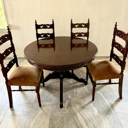 Dining set vintage solid wood extendable table with 4 carved chairs used