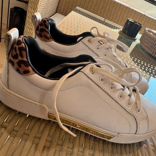 Tommy Hilfiger γυναικεία sneakers με λεπτομέρεια λεοπάρ και χρυσό σαν καινούργια