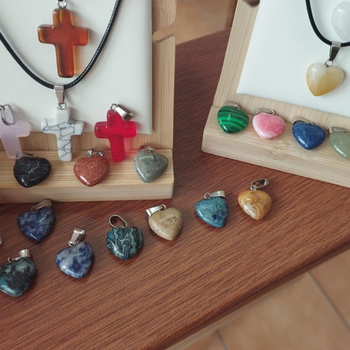 Cross necklace with semi-precious stones new set with cord